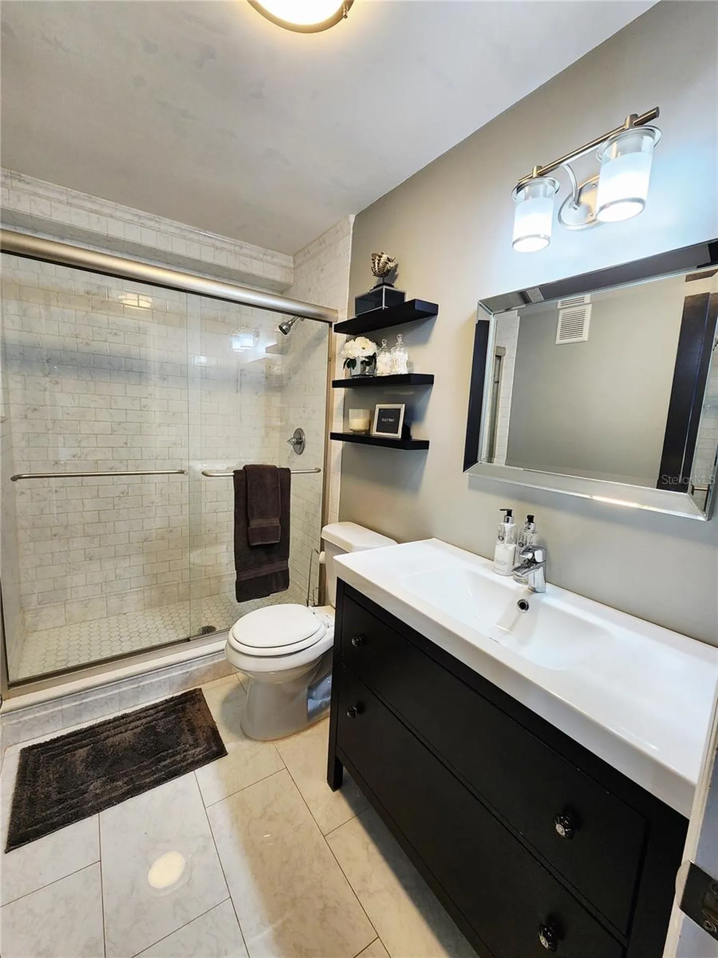 4651 1st Street NE St Petersburg FL 33702
