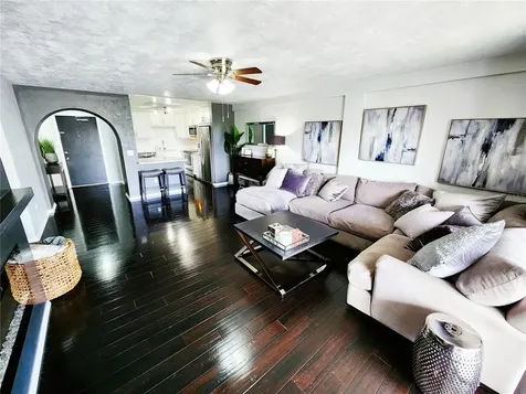 4651 1st Street NE St Petersburg FL 33702