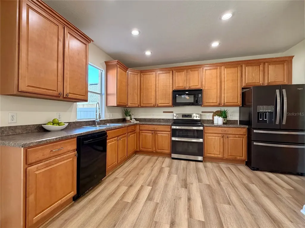 25012 Chipshot Court Sorrento FL 32776