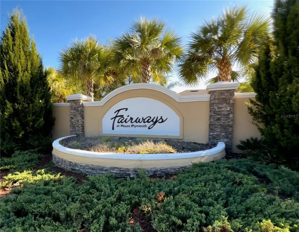 25012 Chipshot Court Sorrento FL 32776