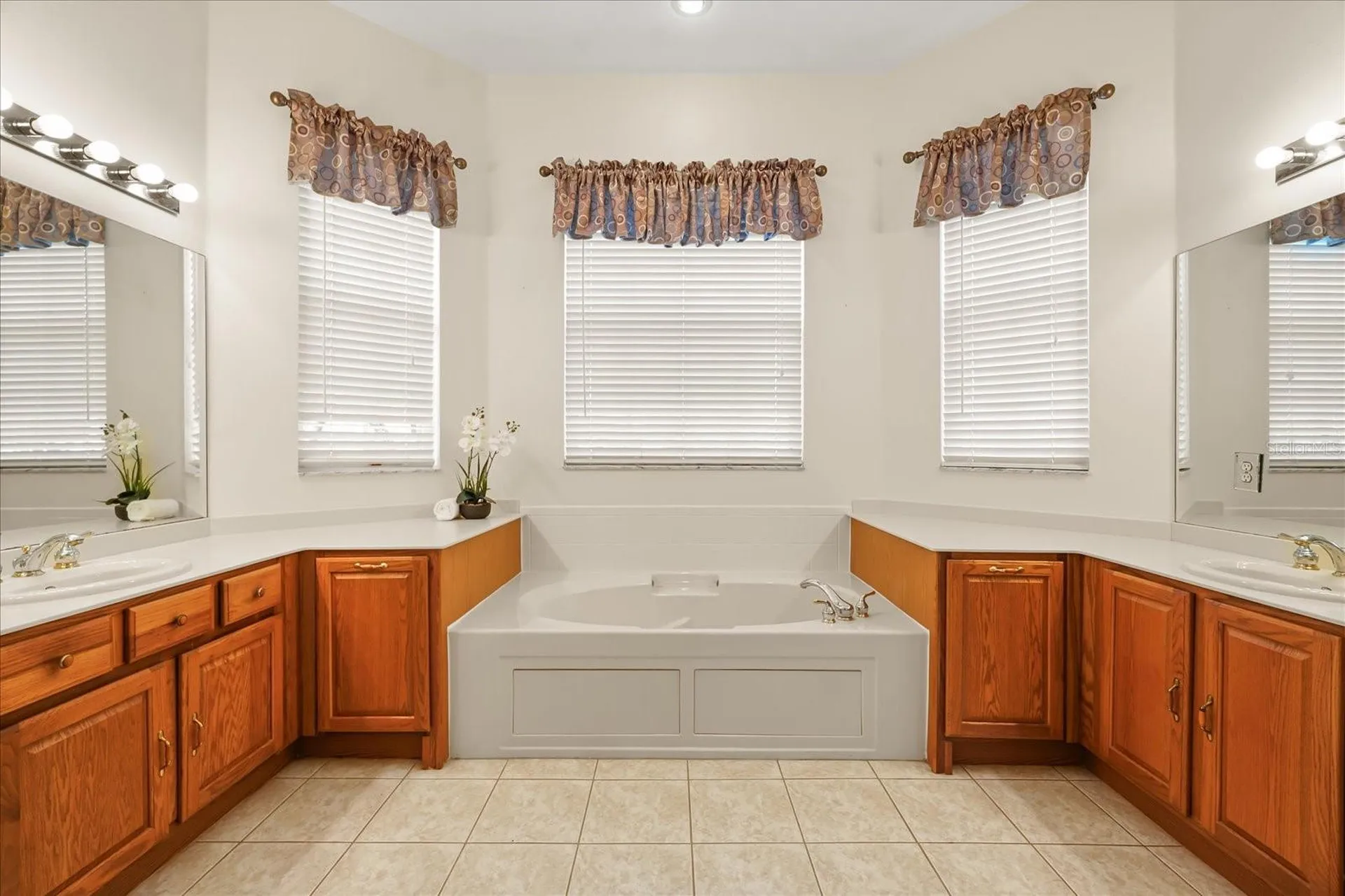 244 Largo Drive Kissimmee FL 34759