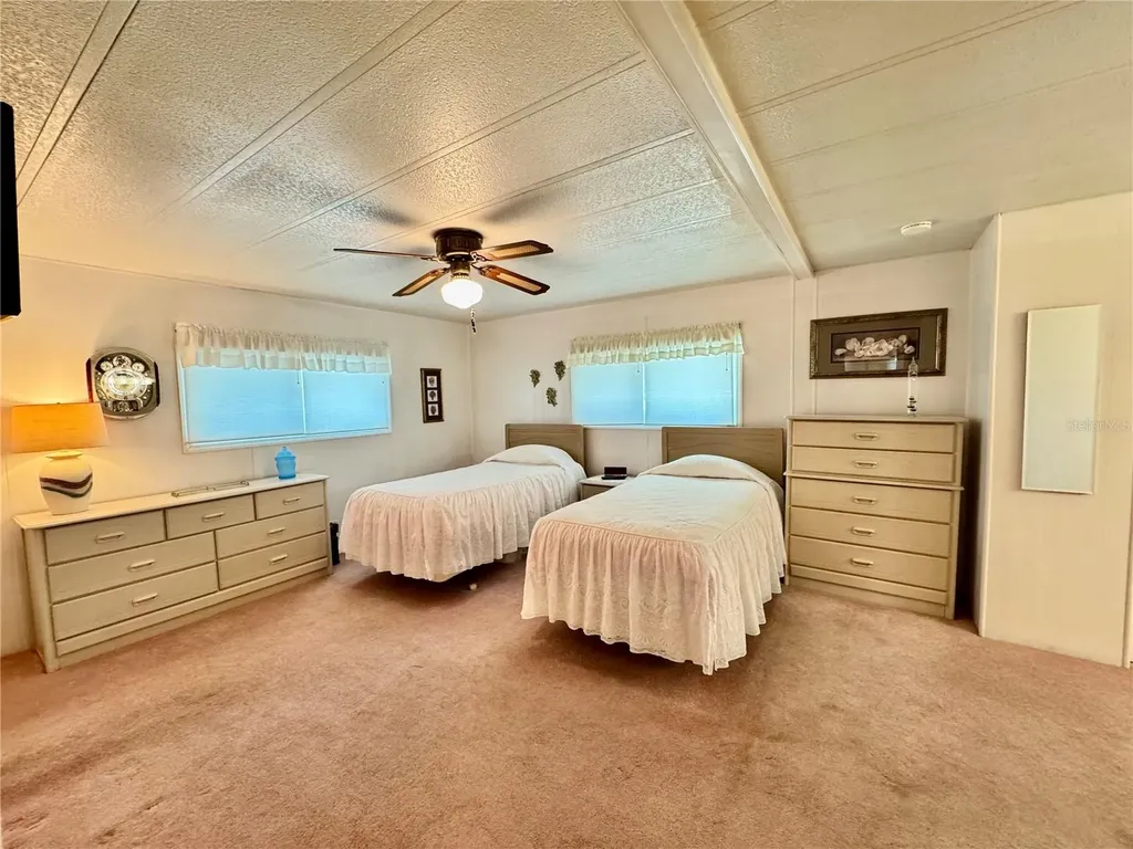 5511 Denmark Drive Bradenton FL 34207