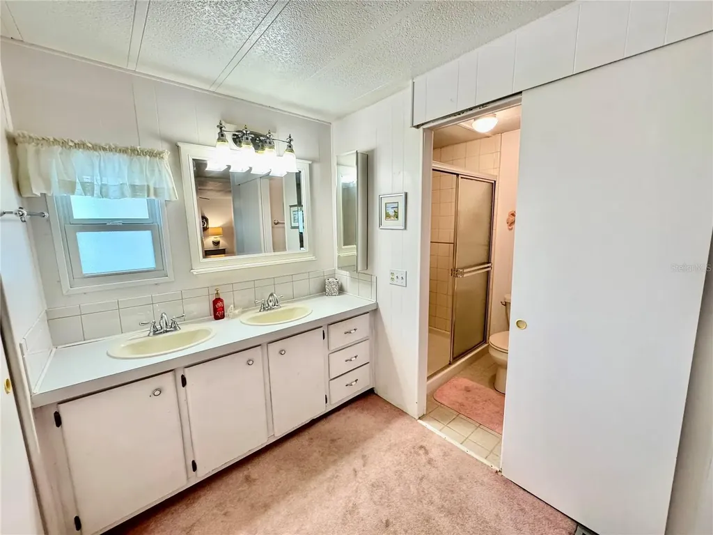 5511 Denmark Drive Bradenton FL 34207