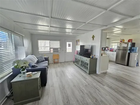 321 4th Street W Palmetto FL 34221