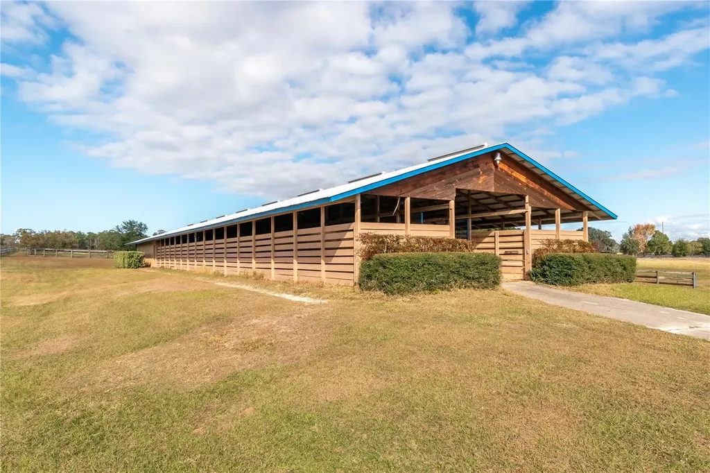 5100 W Highway 329 Reddick FL 32686