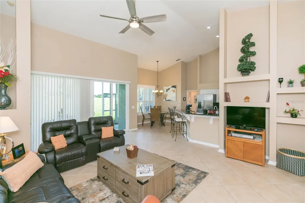 3516 Shadowood Drive Valrico FL 33596