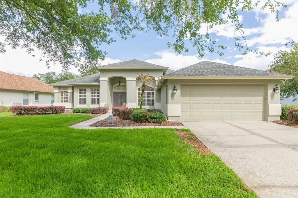 3516 Shadowood Drive Valrico FL 33596