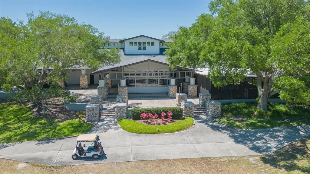 3516 Shadowood Drive Valrico FL 33596