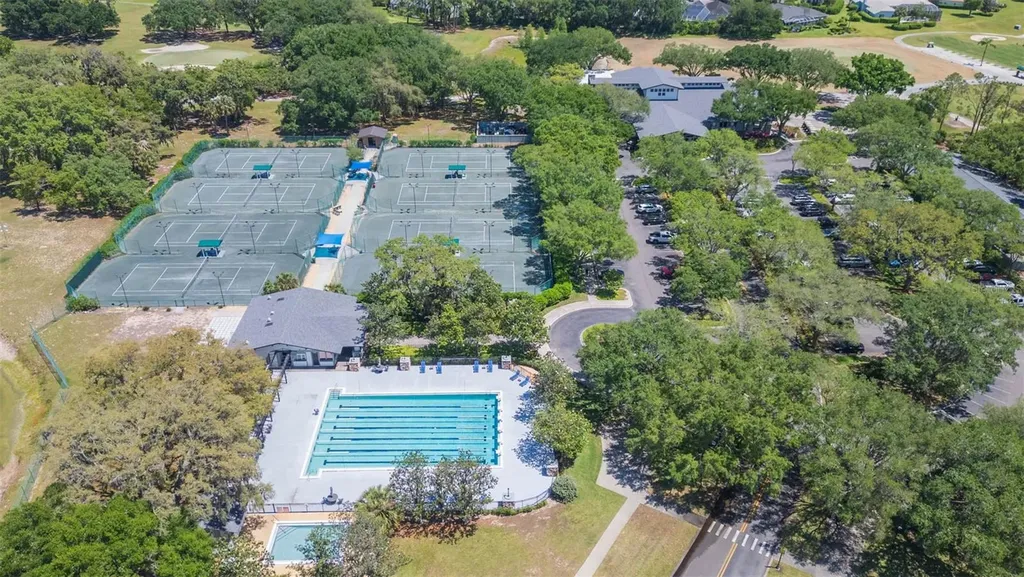 3516 Shadowood Drive Valrico FL 33596