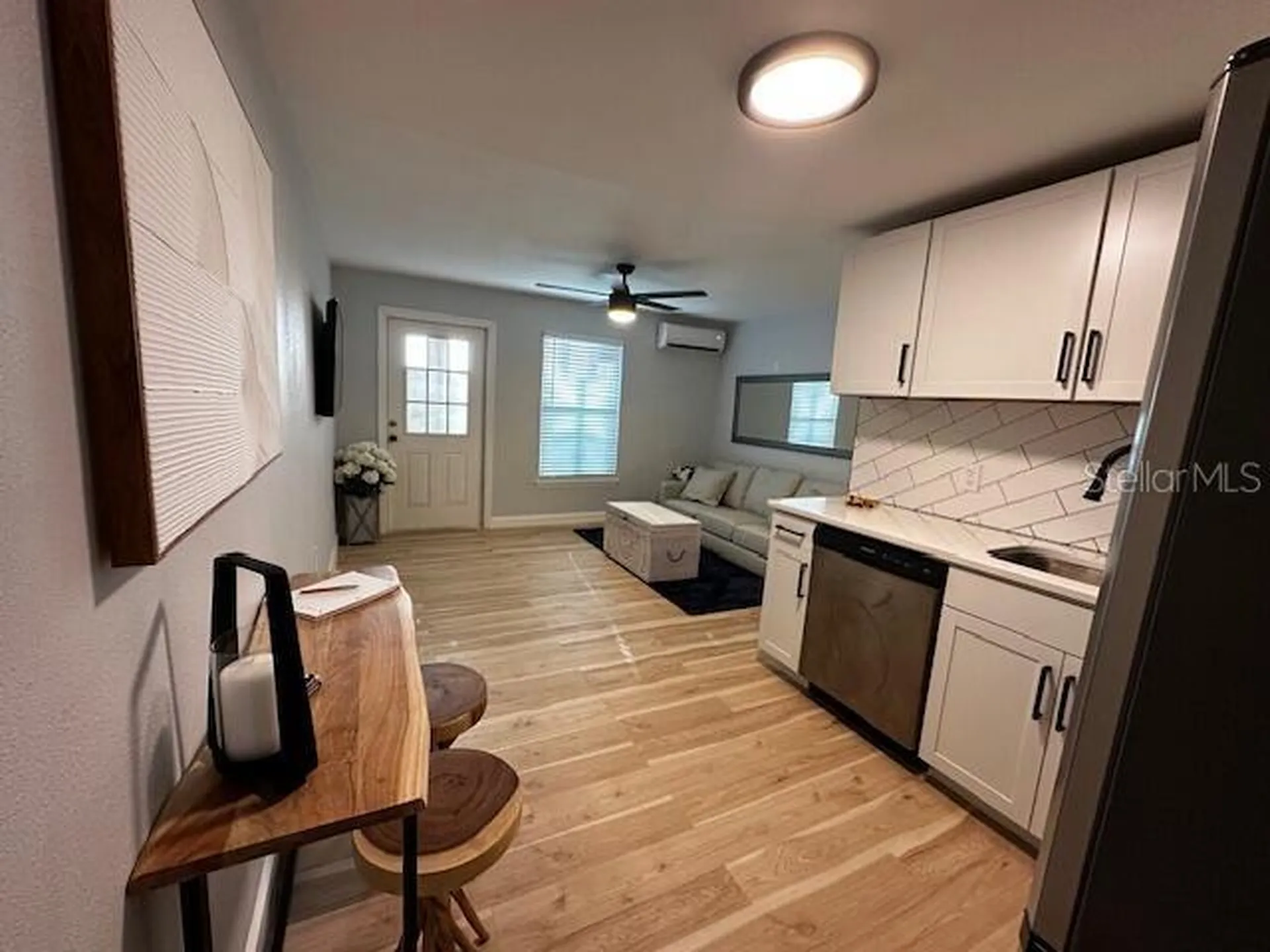 121 18th Avenue N St Petersburg FL 33704