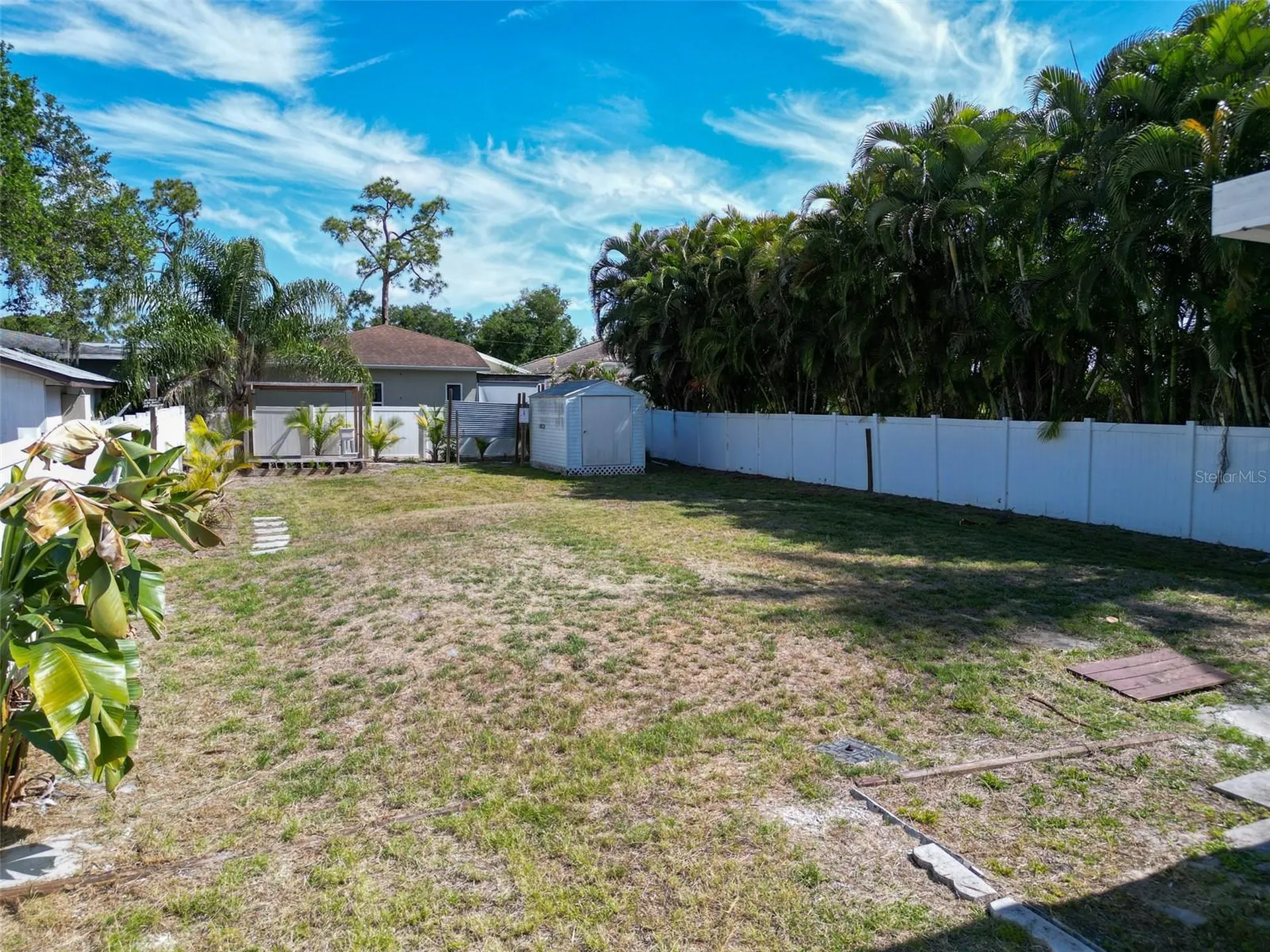 1885 Vamo Way Sarasota FL 34231