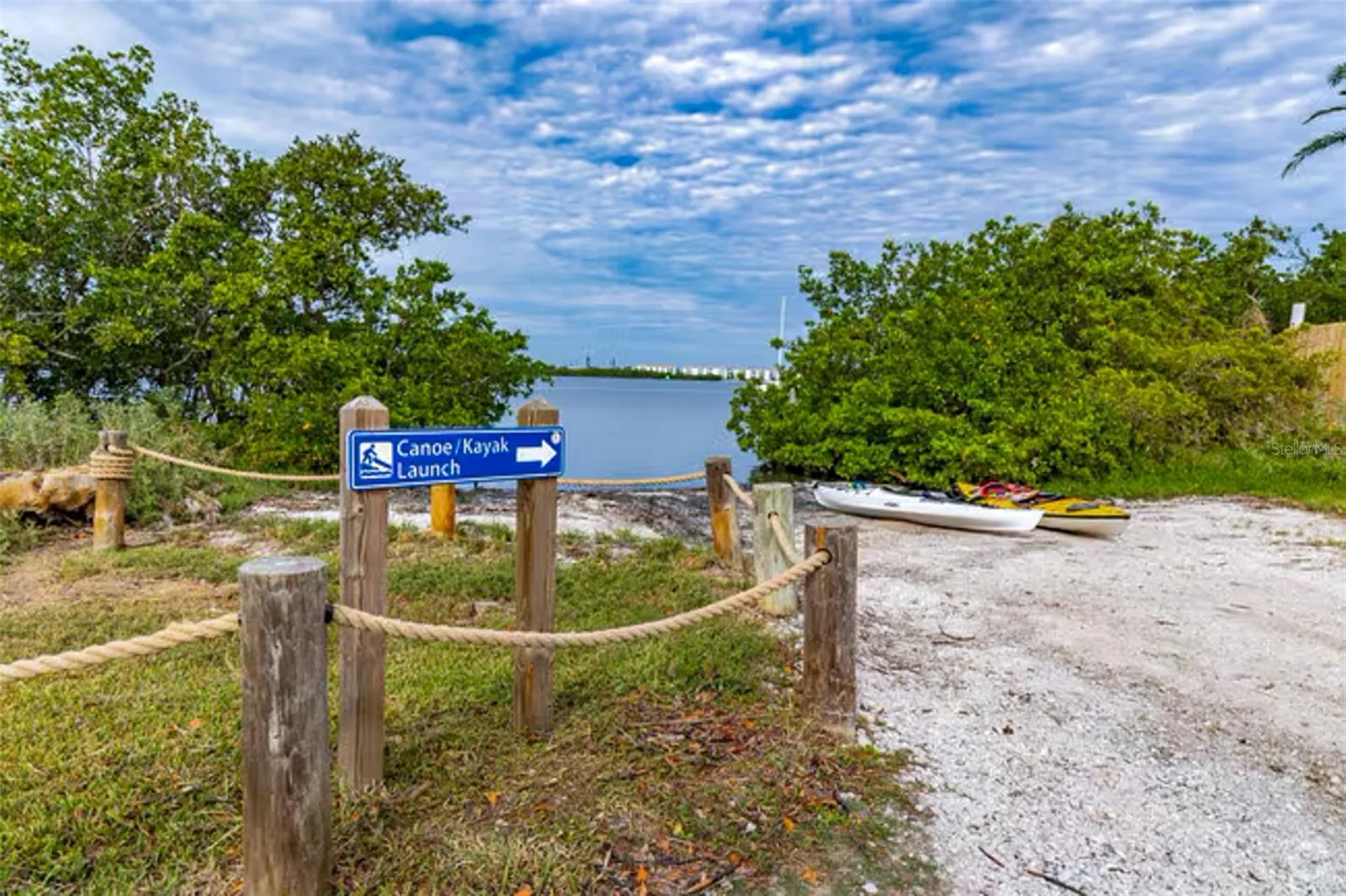 1885 Vamo Way Sarasota FL 34231