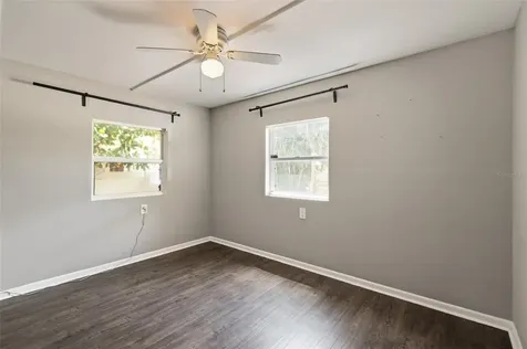 1885 Vamo Way Sarasota FL 34231
