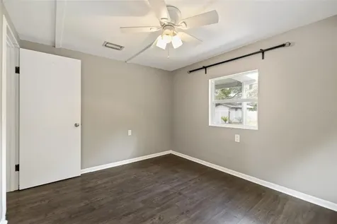 1885 Vamo Way Sarasota FL 34231