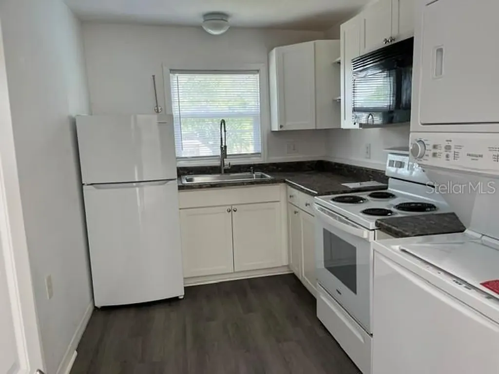 3774 Abington Avenue S St Petersburg FL 33711