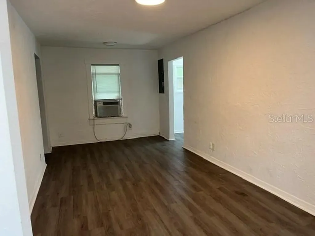 3774 Abington Avenue S St Petersburg FL 33711