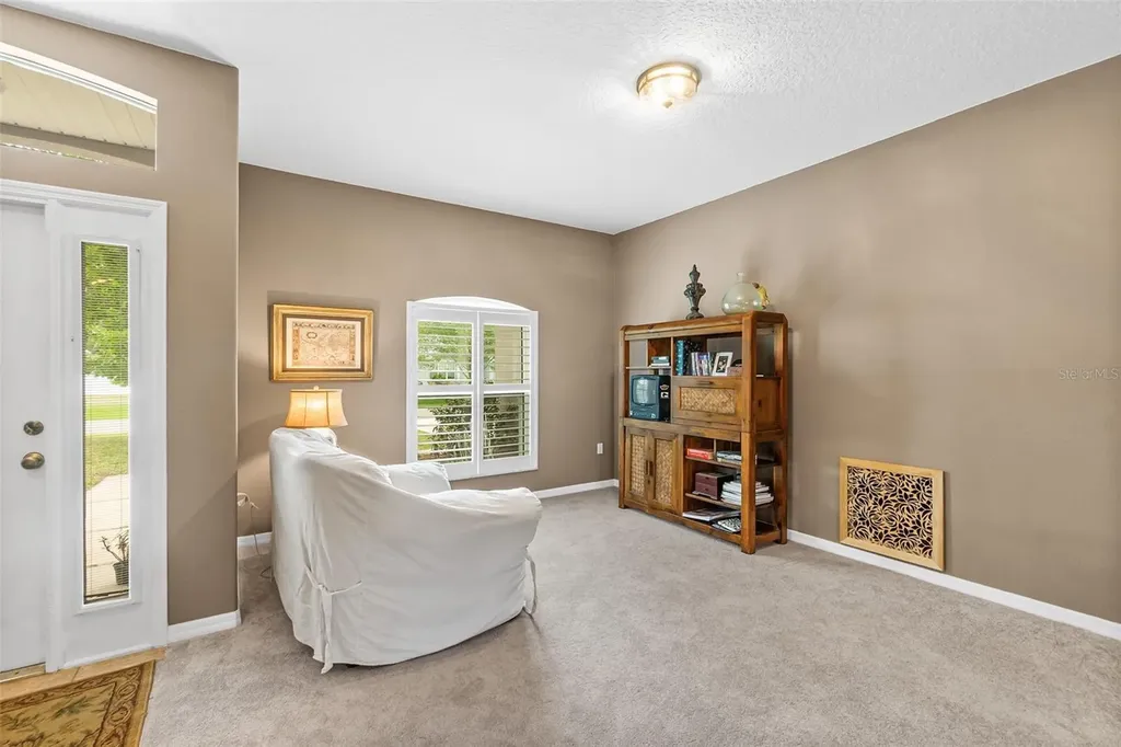 6 Evansville Lane Palm Coast FL 32164