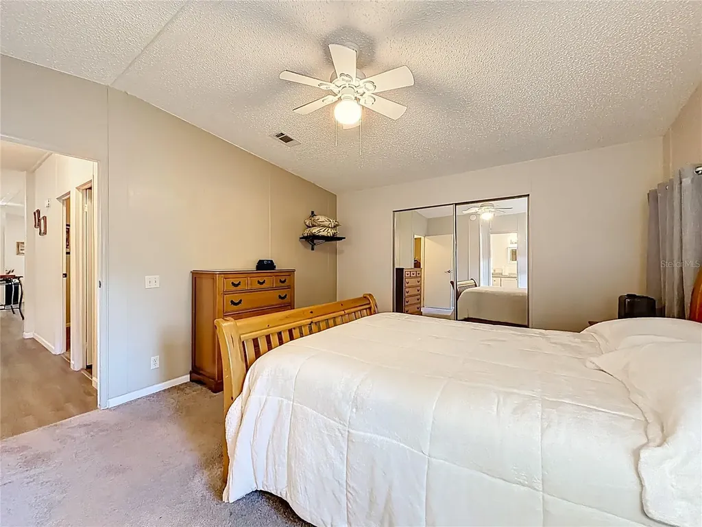 1690 Elkhart Circle Tavares FL 32778