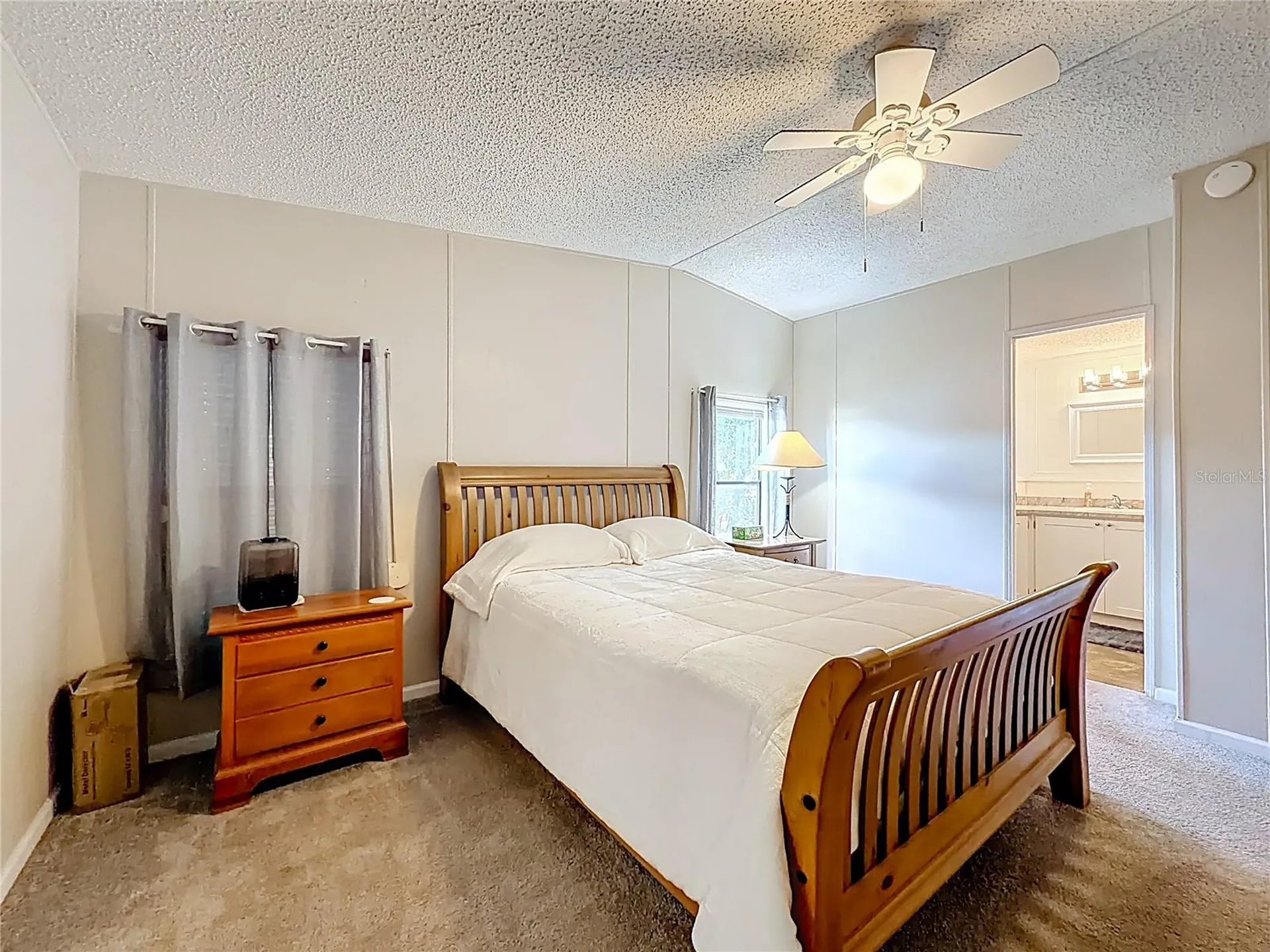 1690 Elkhart Circle Tavares FL 32778