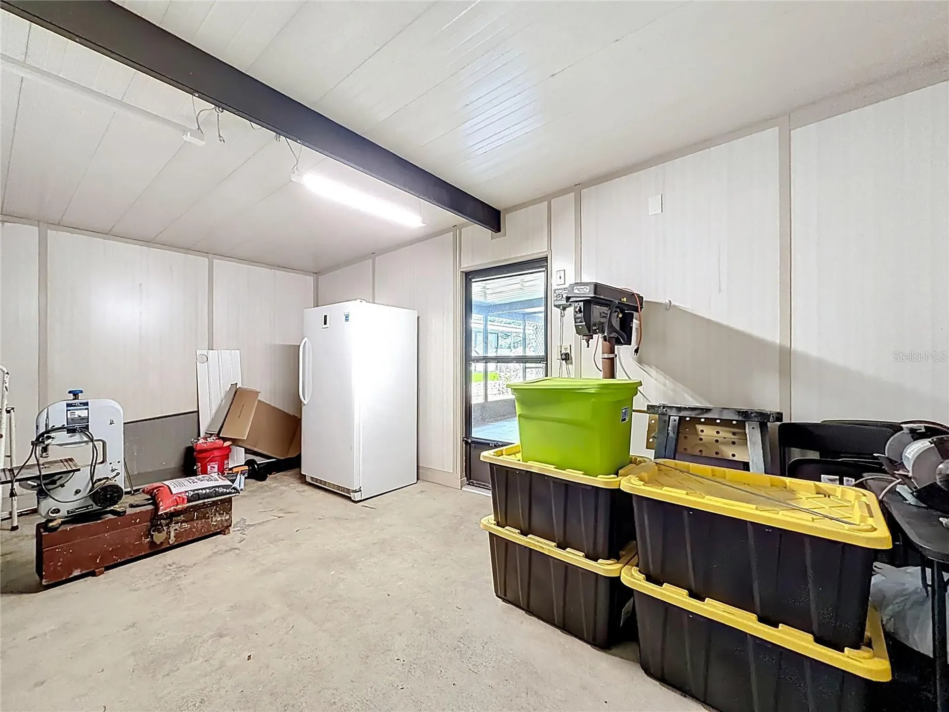 1690 Elkhart Circle Tavares FL 32778