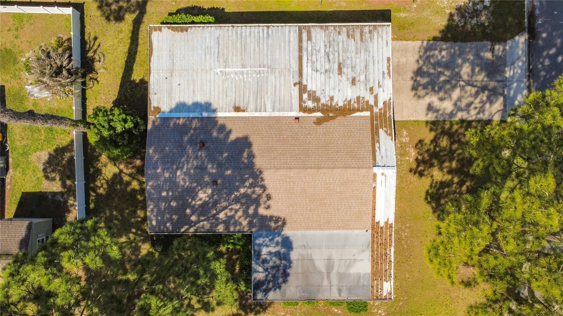1690 Elkhart Circle Tavares FL 32778