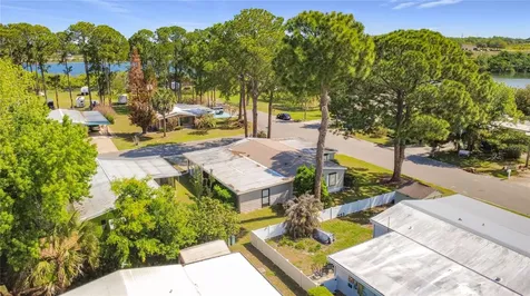 1690 Elkhart Circle Tavares FL 32778
