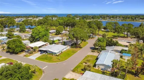 1690 Elkhart Circle Tavares FL 32778