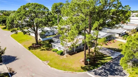 1690 Elkhart Circle Tavares FL 32778