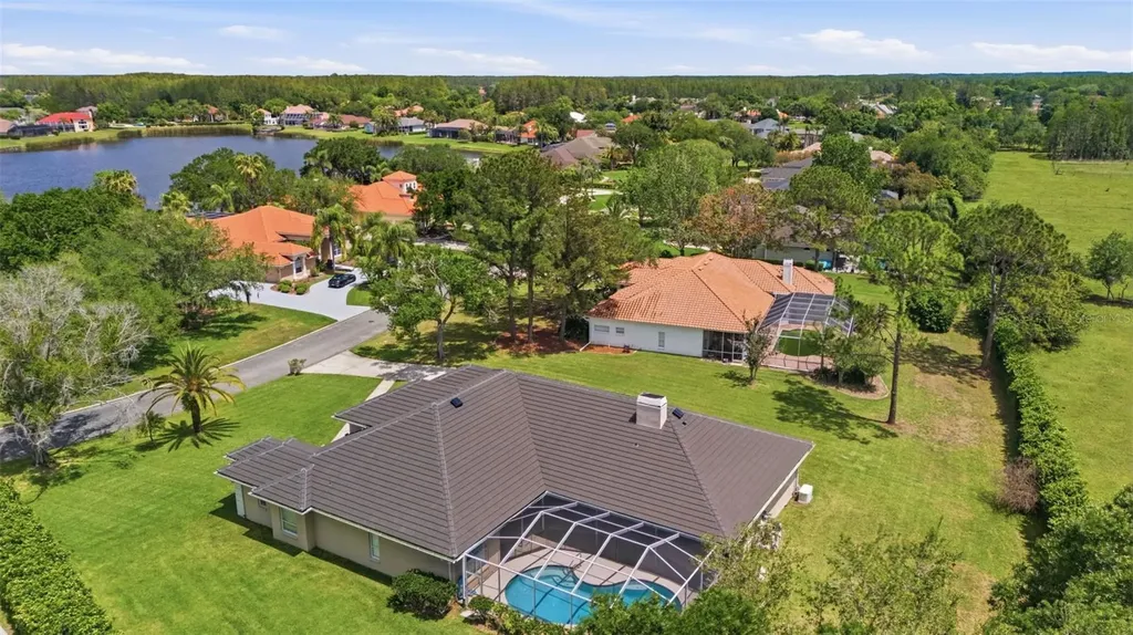 18629 Avenue Capri Lutz FL 33558