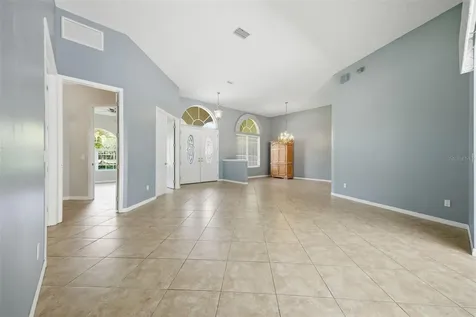 18629 Avenue Capri Lutz FL 33558