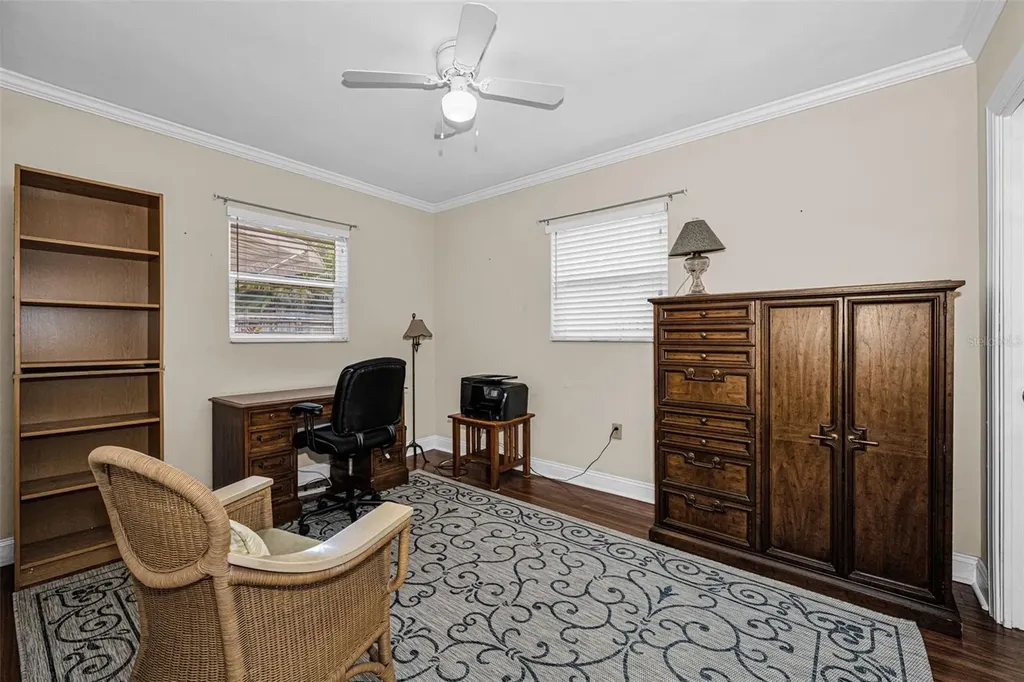 253 Park Circle S Dunedin FL 34698