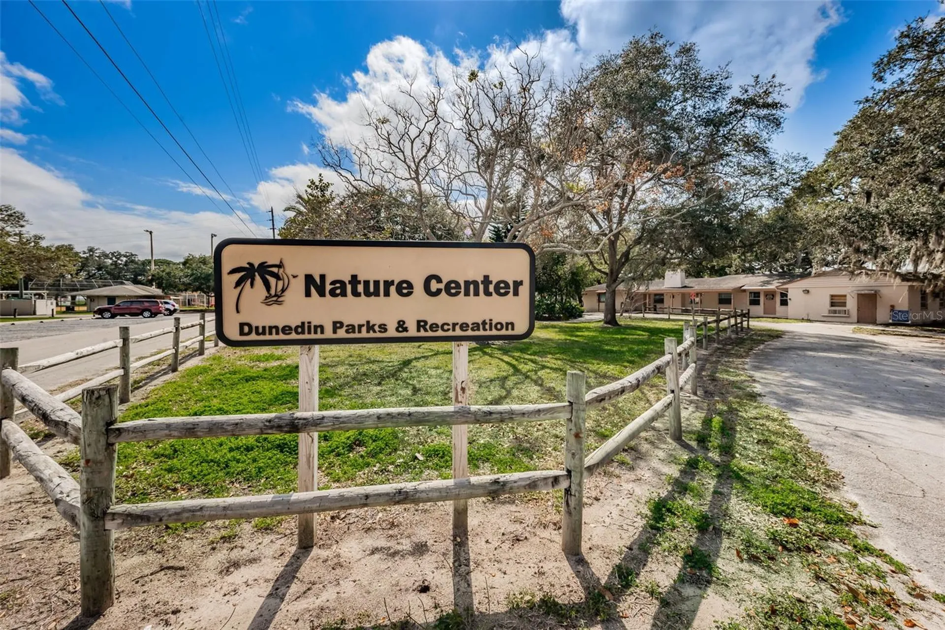 253 Park Circle S Dunedin FL 34698
