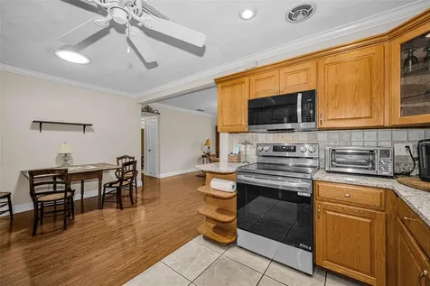 253 Park Circle S Dunedin FL 34698