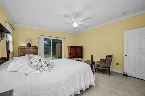 253 Park Circle S Dunedin FL 34698
