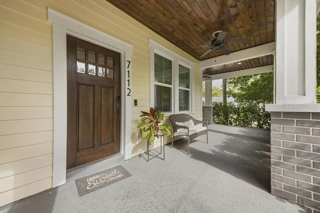 7112 N 9th Street Tampa FL 33604