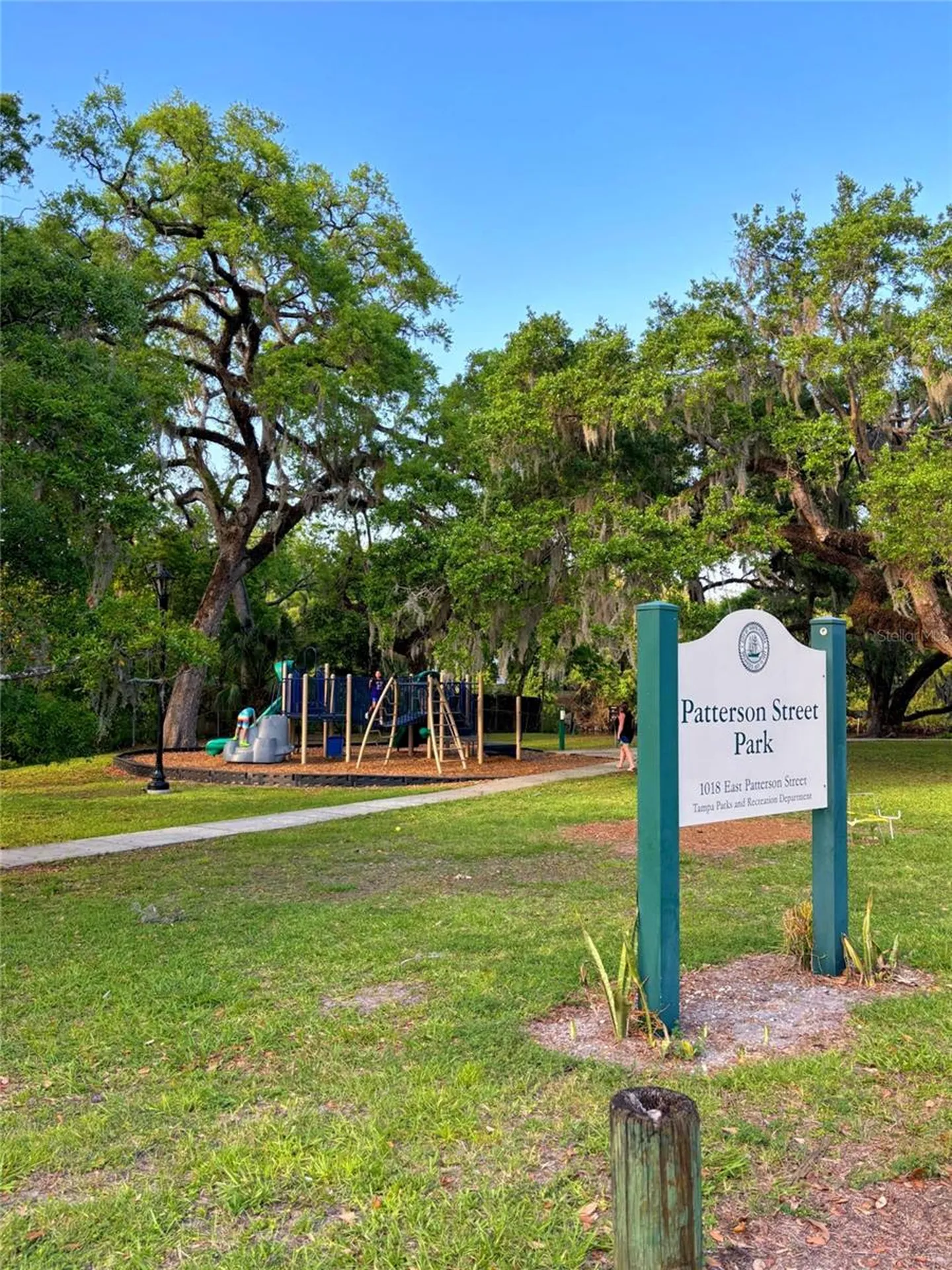 7112 N 9th Street Tampa FL 33604
