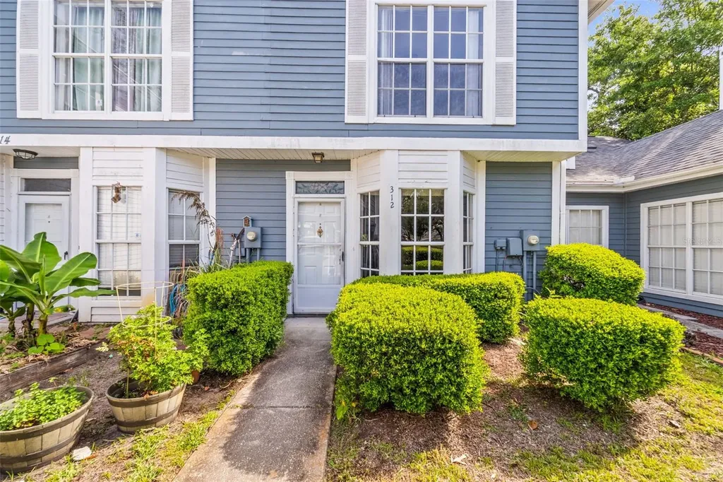 312 Winchester Way Palm Harbor FL 34684