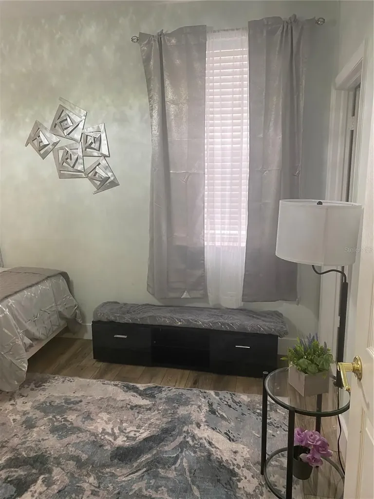 3304 Lisa Lane Naples FL 34109