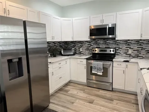 3304 Lisa Lane Naples FL 34109