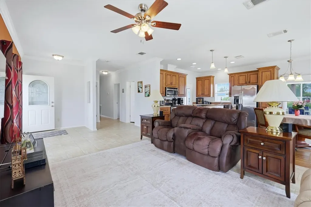 1 Meadow Circle Ellenton FL 34222