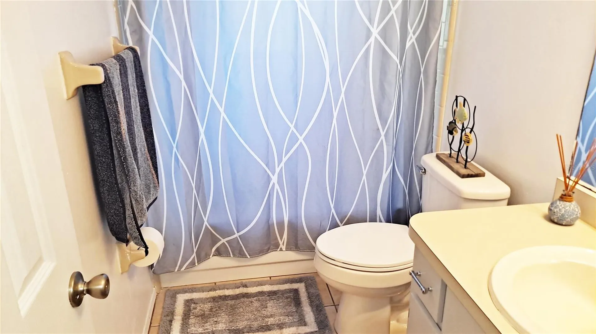 25930 Sackamaxon Drive Sorrento FL 32776