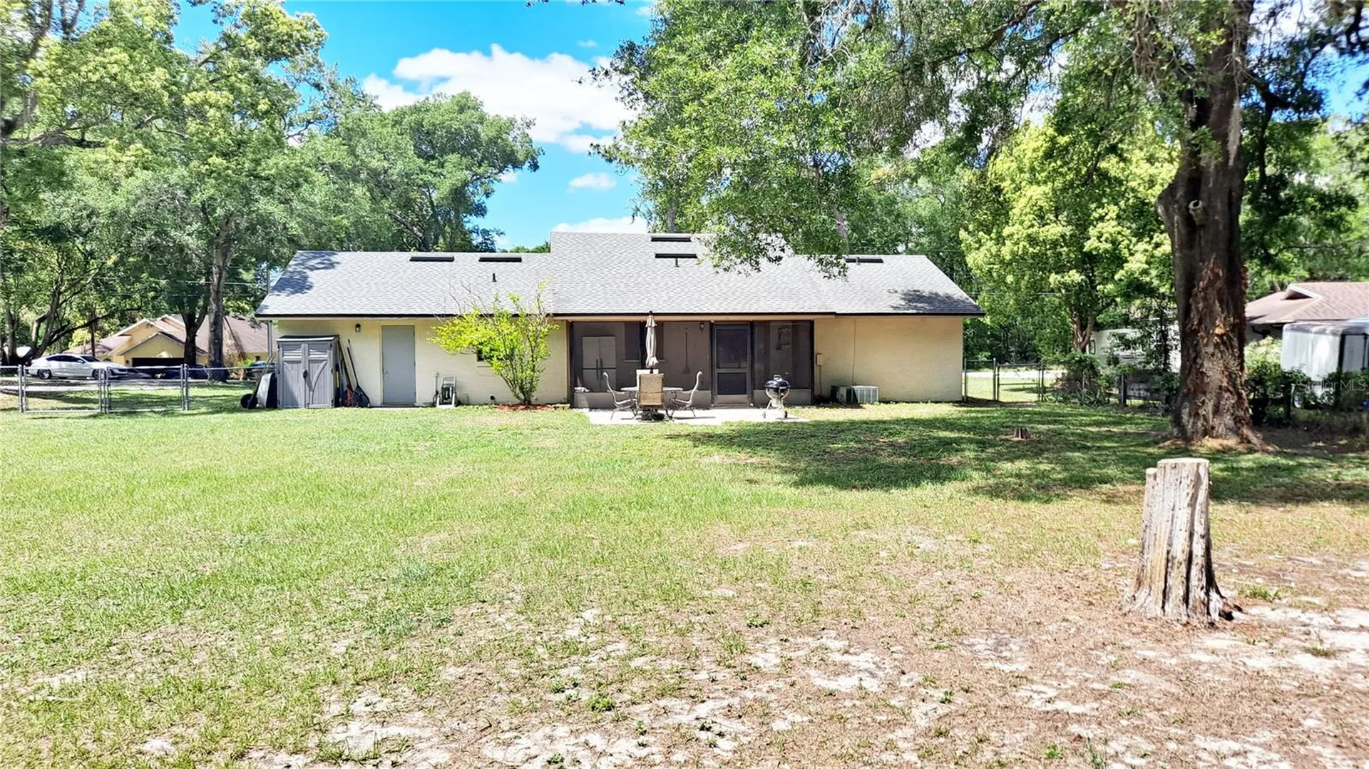 25930 Sackamaxon Drive Sorrento FL 32776