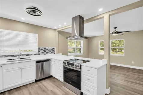 1001 Jasmine Way Clearwater FL 33756