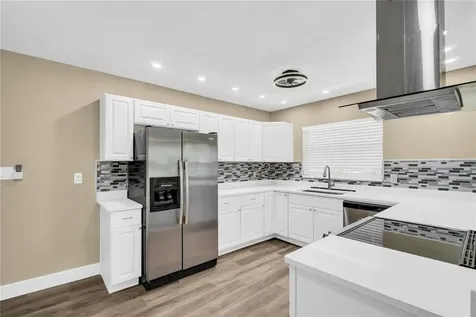 1001 Jasmine Way Clearwater FL 33756