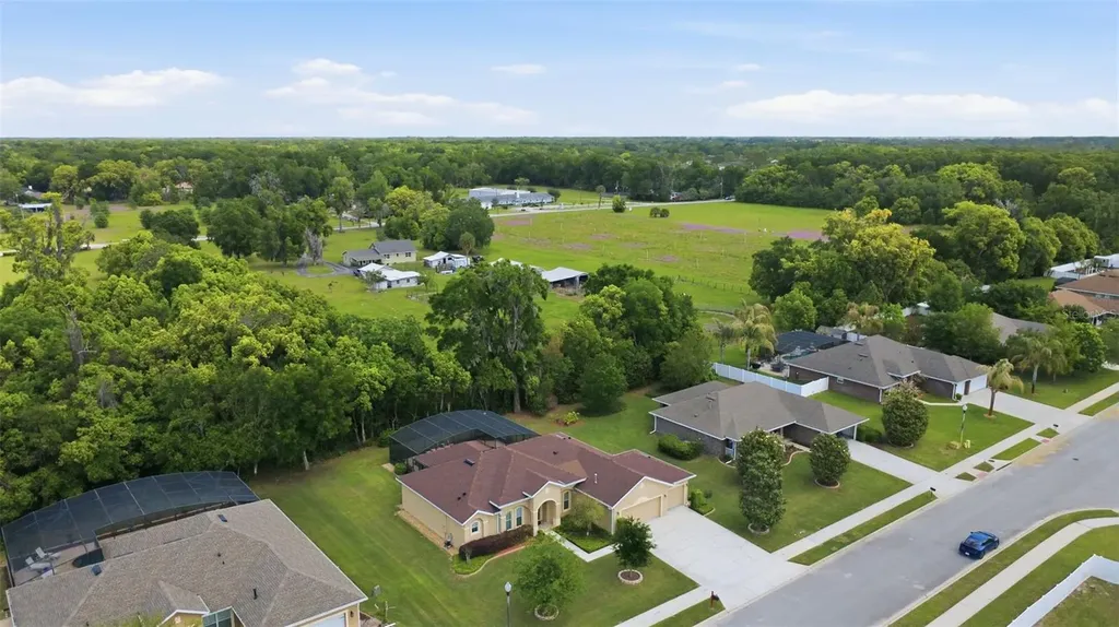 832 Deer Fern Avenue Deland FL 32720