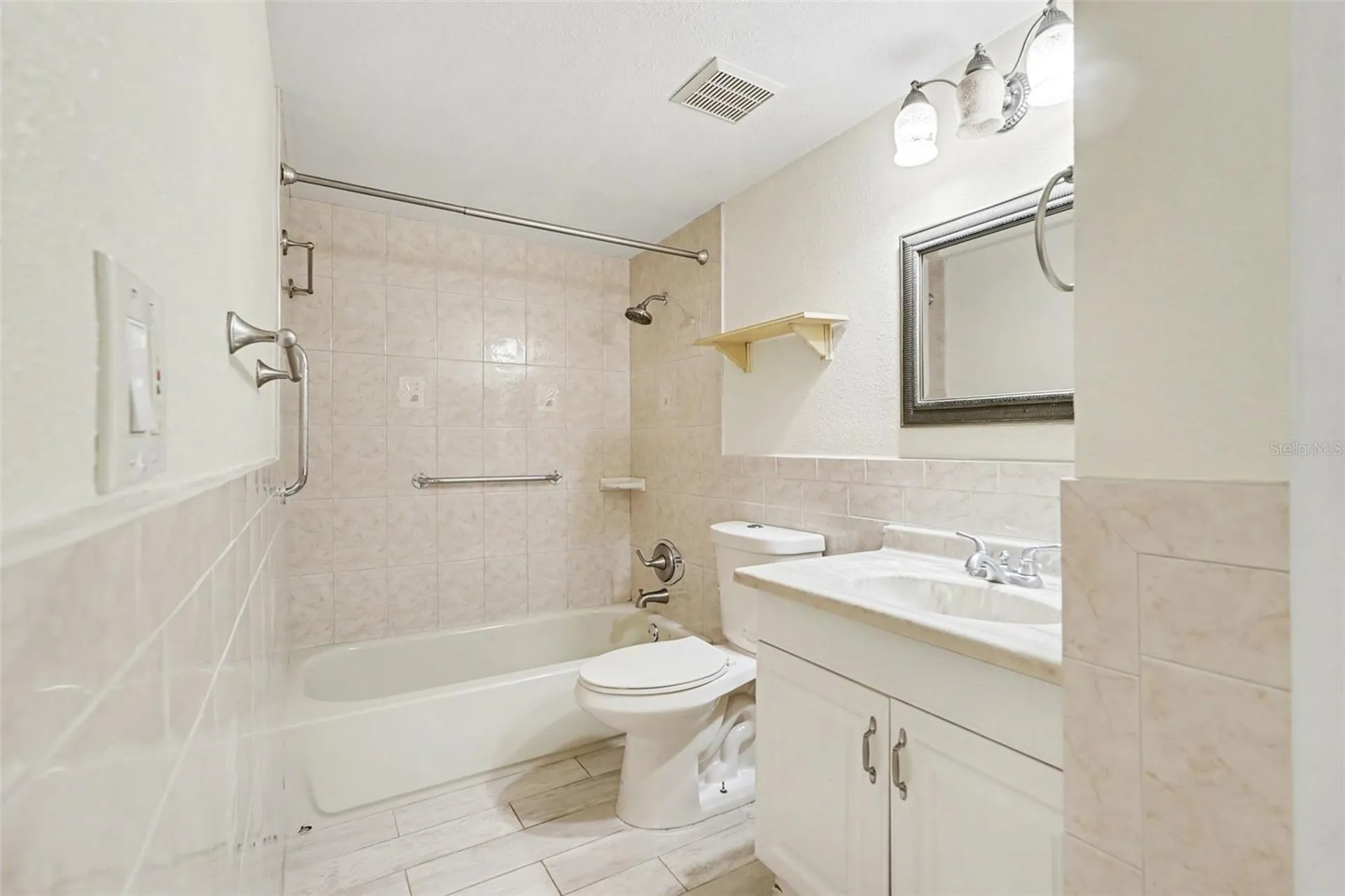 2845 Somerset Park Drive Tampa FL 33613