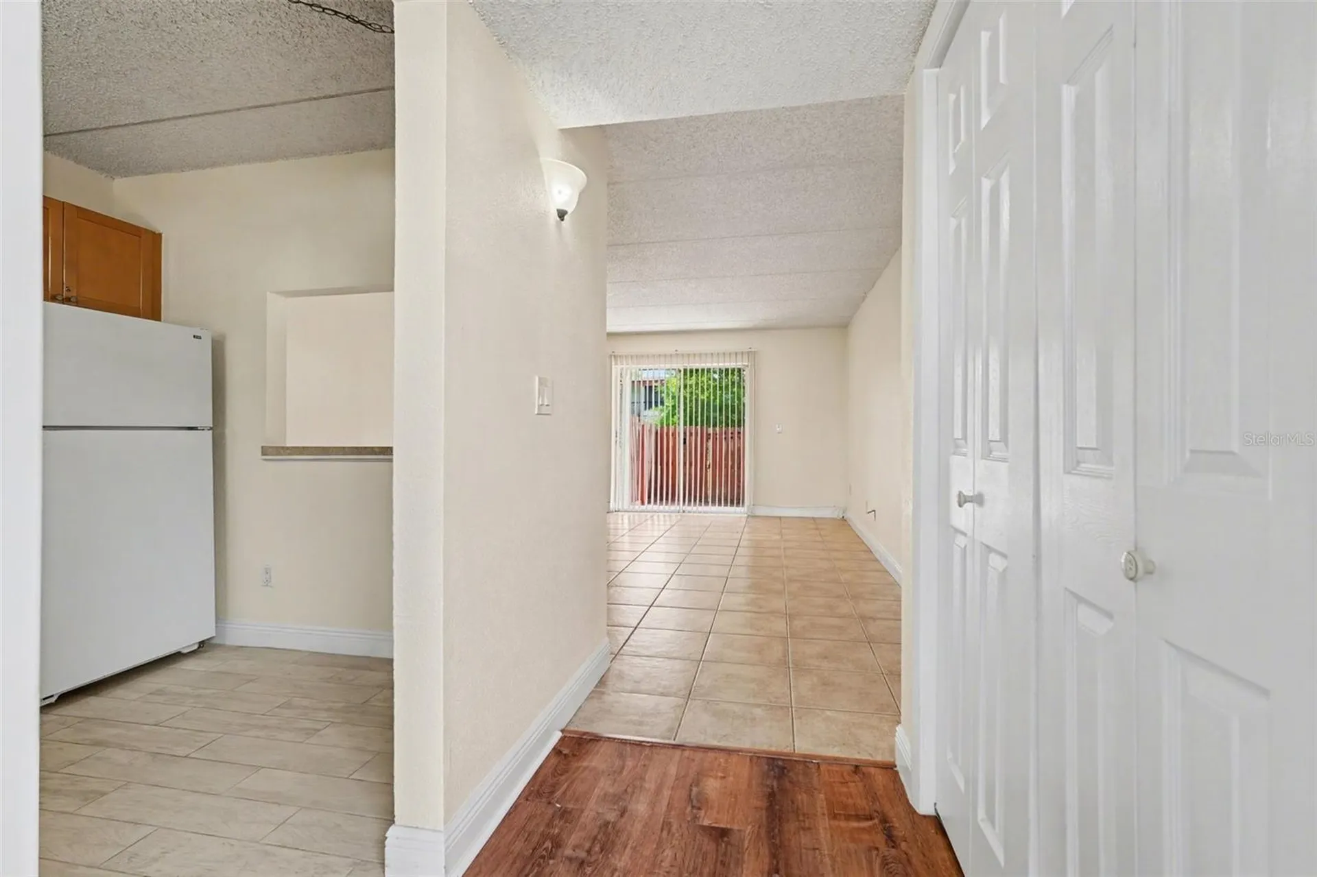 2845 Somerset Park Drive Tampa FL 33613
