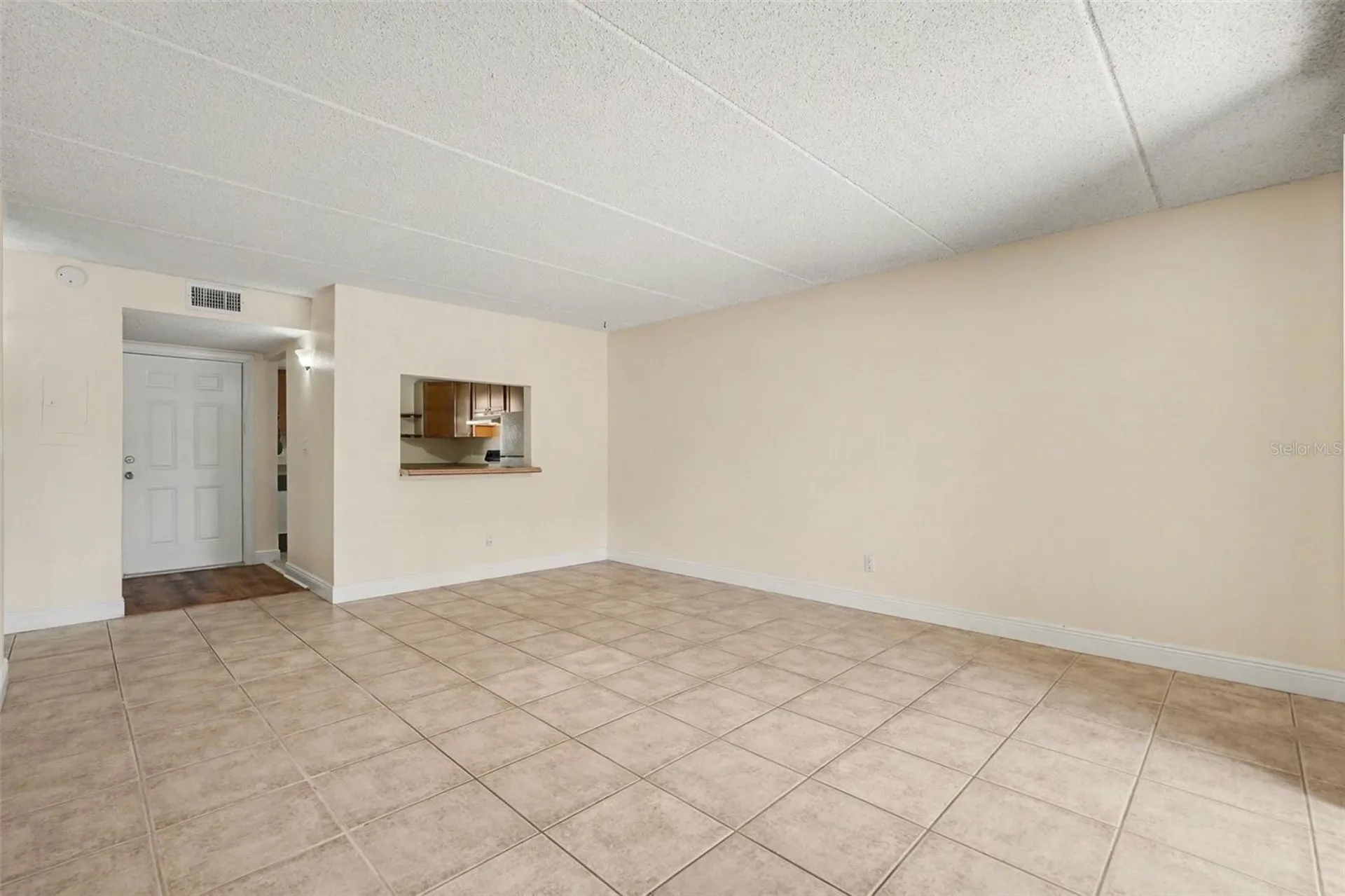 2845 Somerset Park Drive Tampa FL 33613