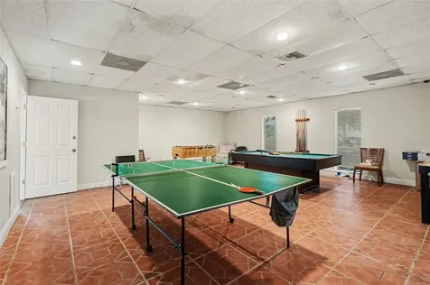2845 Somerset Park Drive Tampa FL 33613