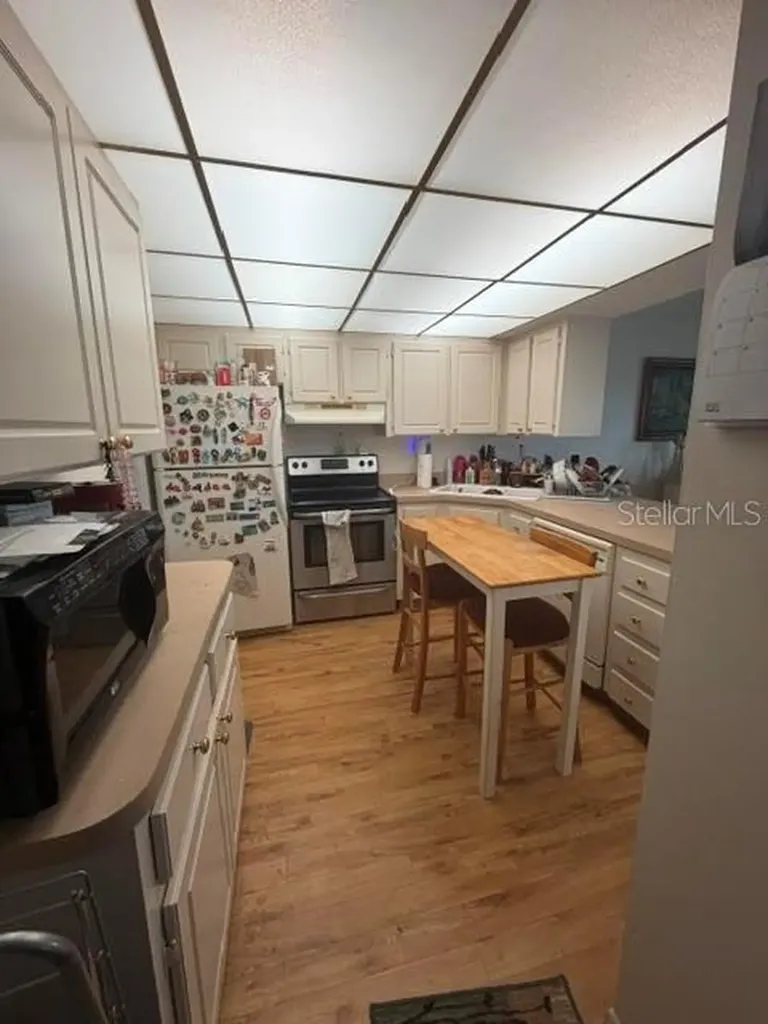 225 Country Club Drive Largo FL 33771